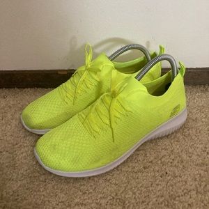 Skechers Ultra Flex Trainers. Womens 9.5